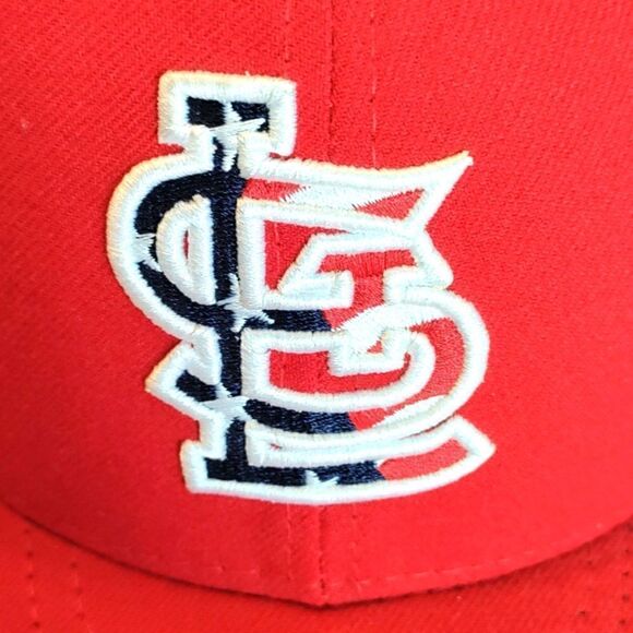 St. Louis Cardinals Fitted Hat - Picture 3 of 6